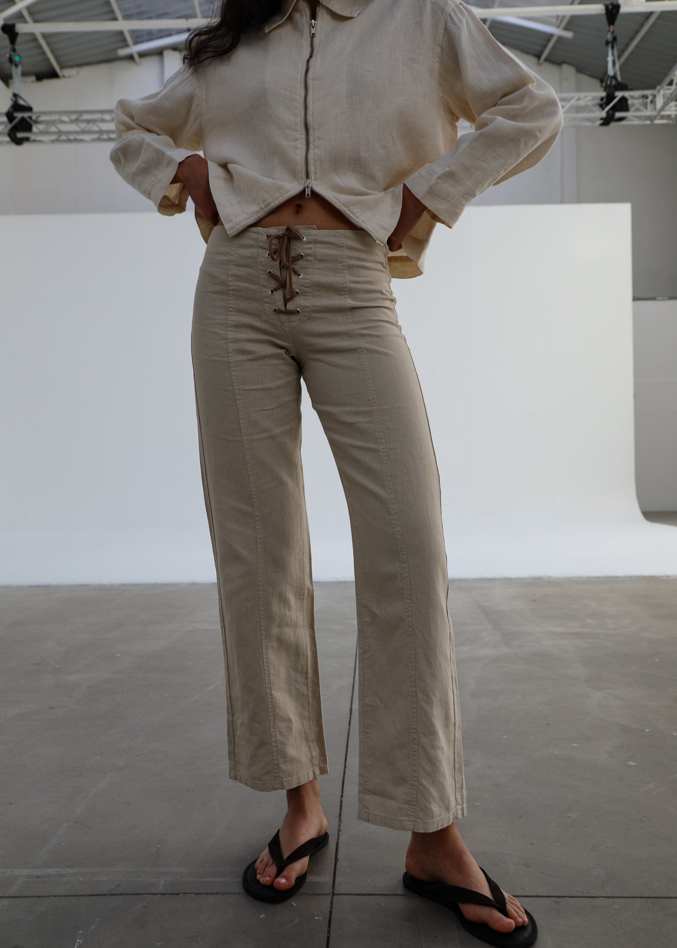 Linen Crossed Pants Beige