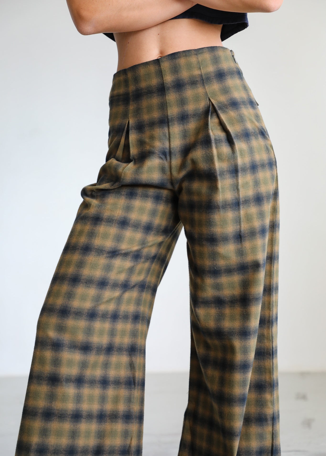 Square Detail Pants Grey