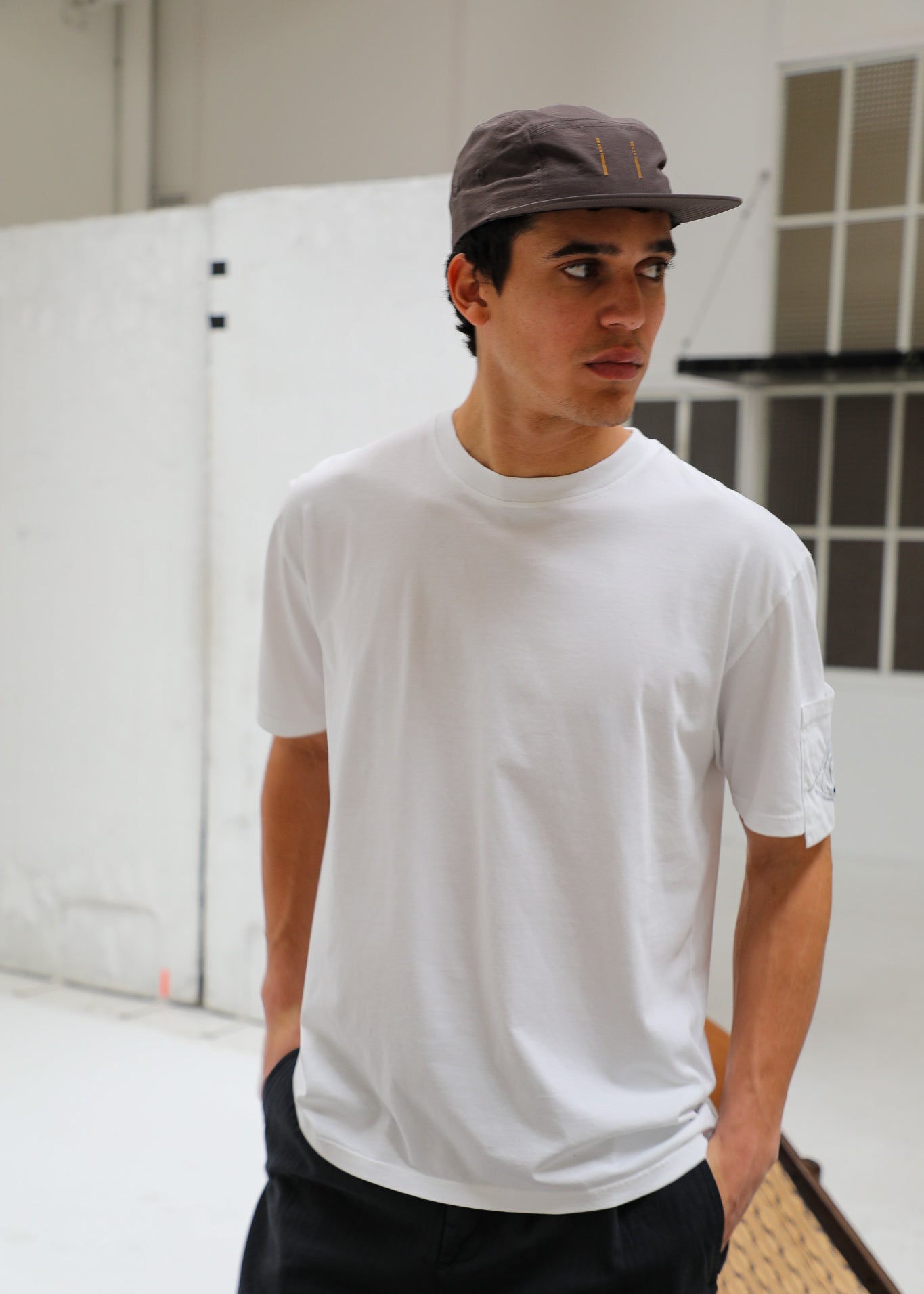 Trendy Pocket T-Shirt Detail White