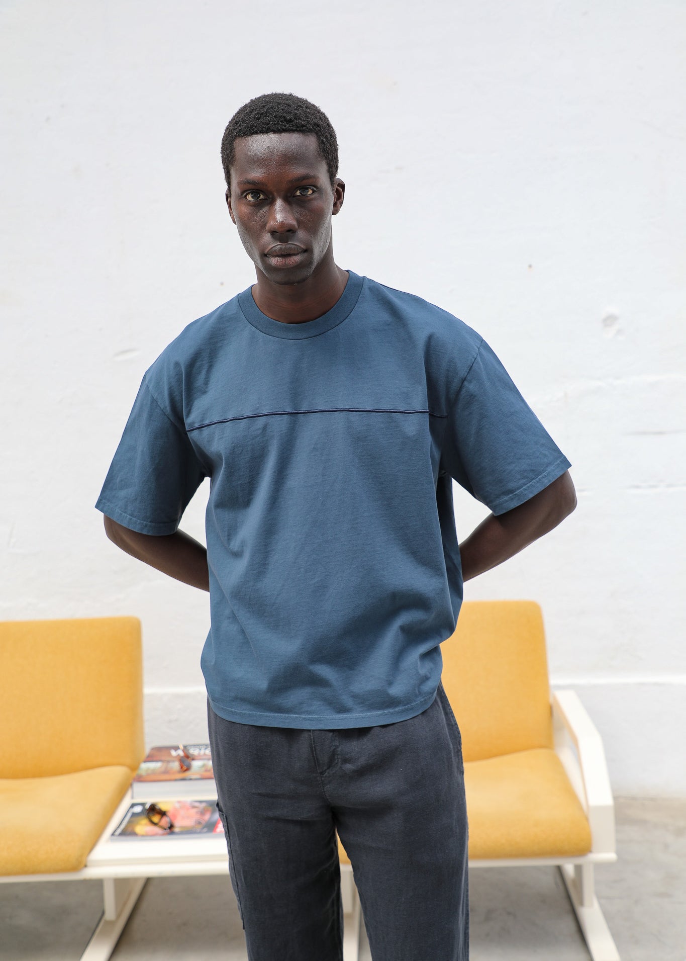 Trendy T-Shirt Embroidered Detail Petrol & Navy