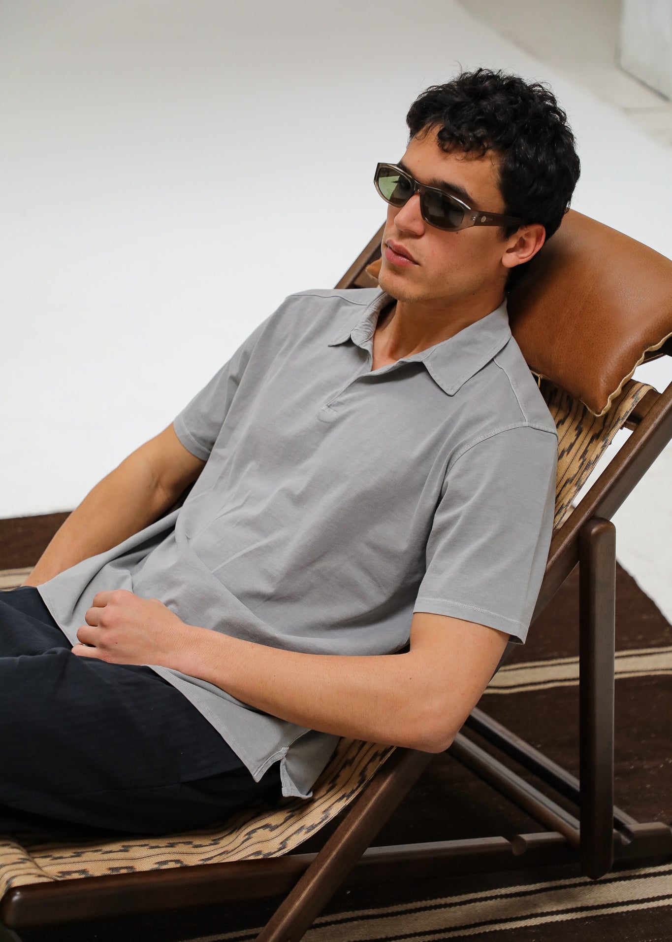 Short Modern Polo Light Grey