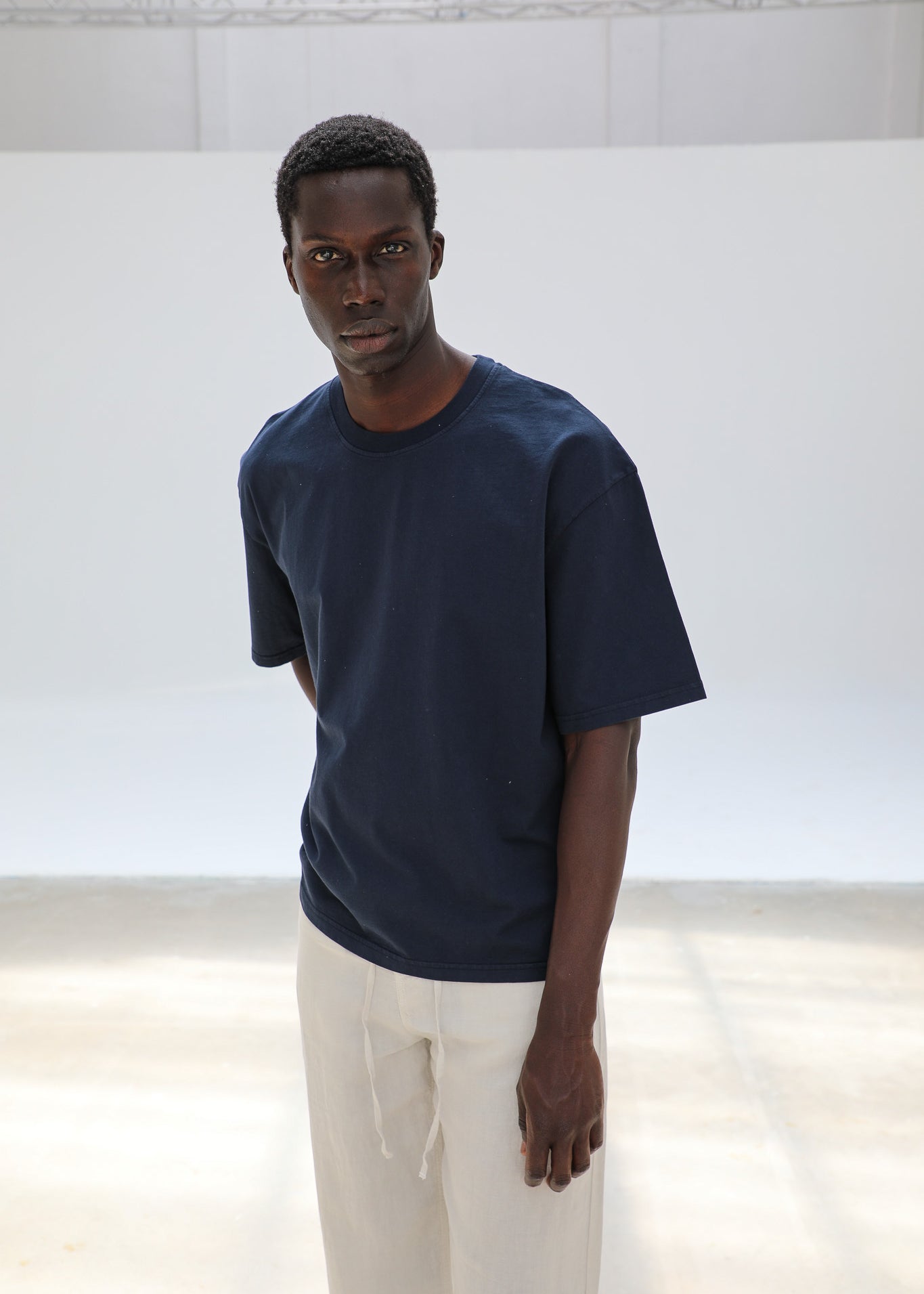 Short Modern Trendy T-Shirt Navy