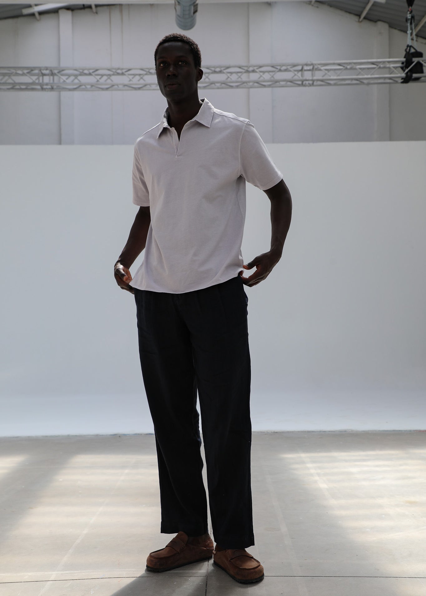 Short Modern Polo Light Grey