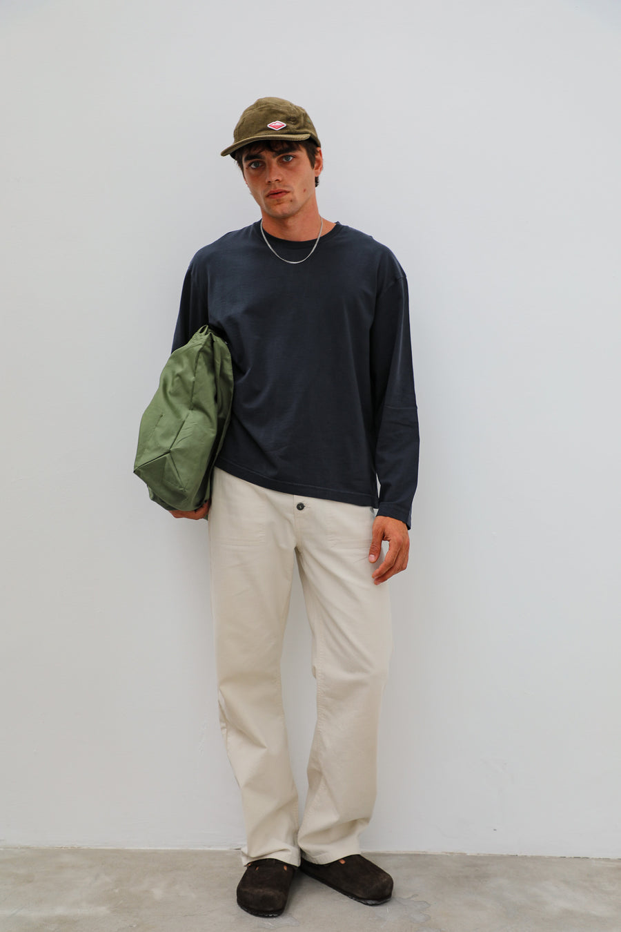 camiseta manga larga 100% algodón azul oscura.