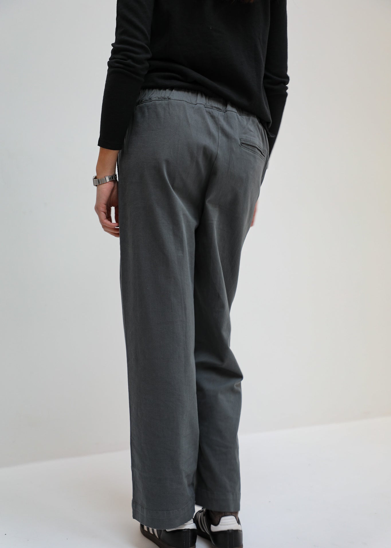 Elastic Pants Dark Grey