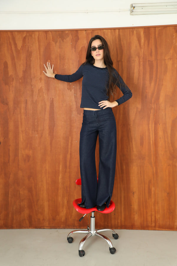 FILE 02. LOOK 02.