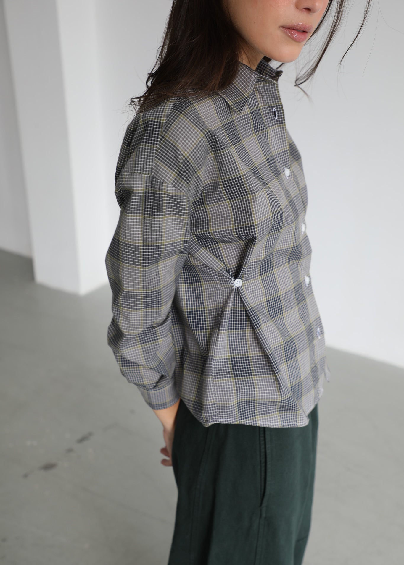 FILE 02. LOOK 08.