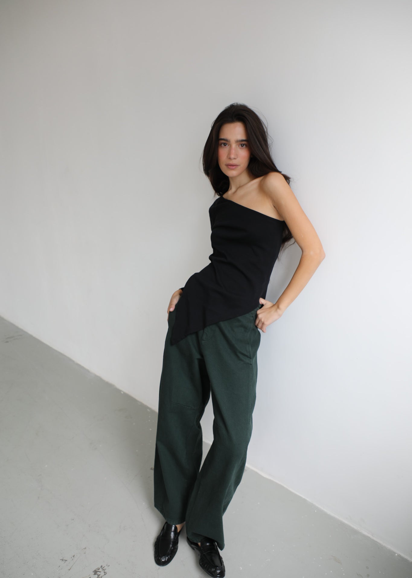 FILE 02. LOOK 06.