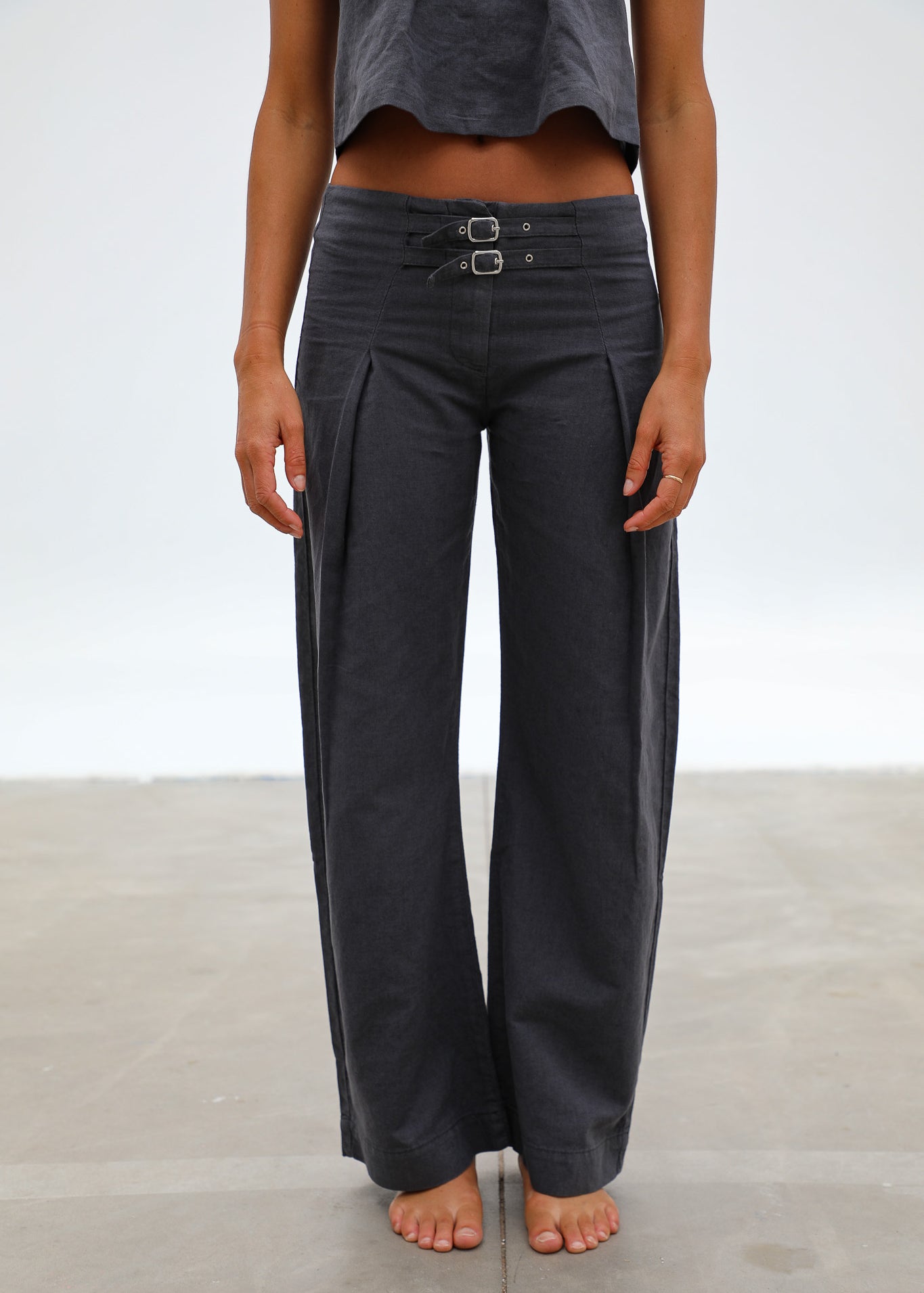 Linen Belt Pleated Pants Grey