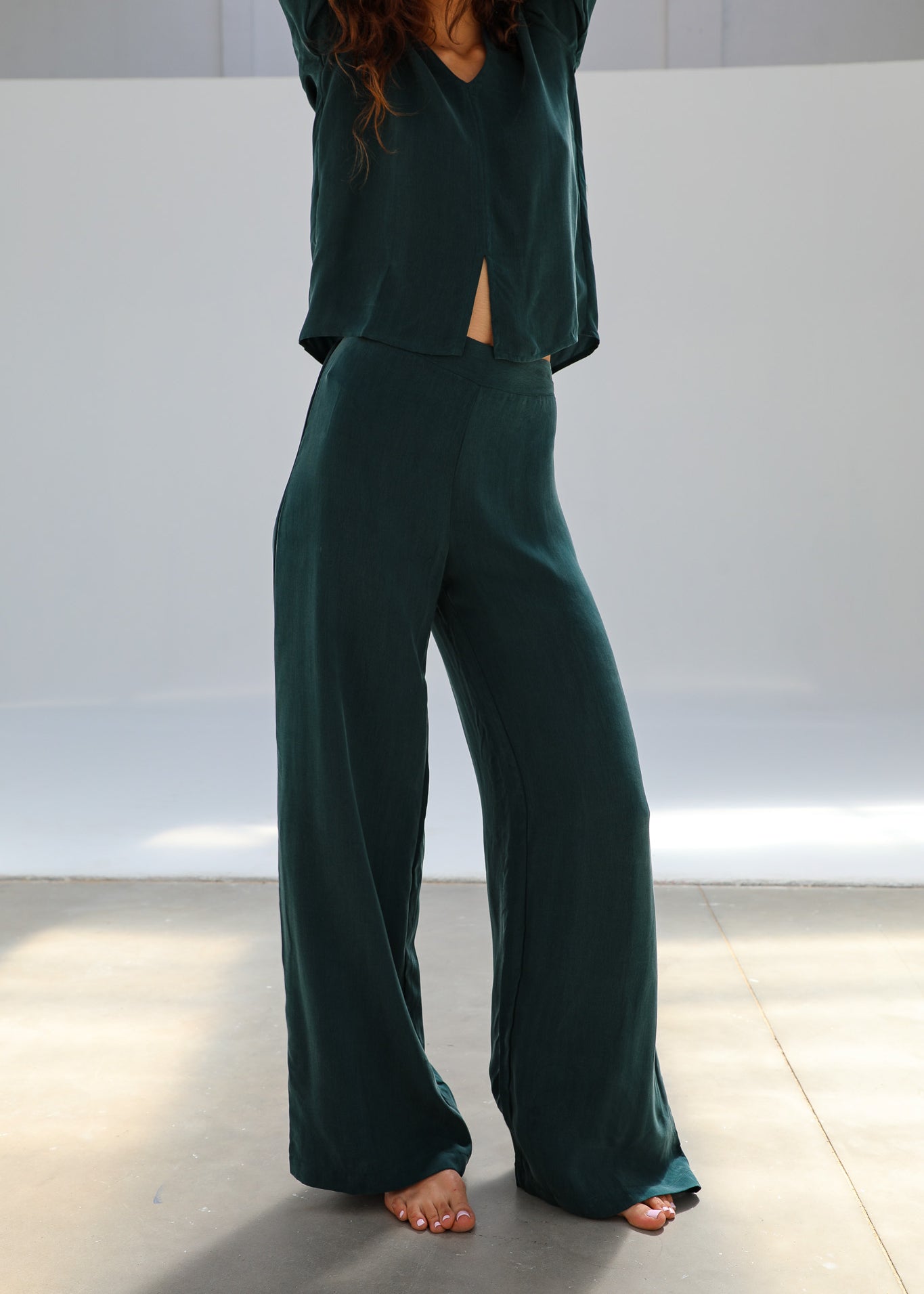 Flow Cupro Silk Pants Green