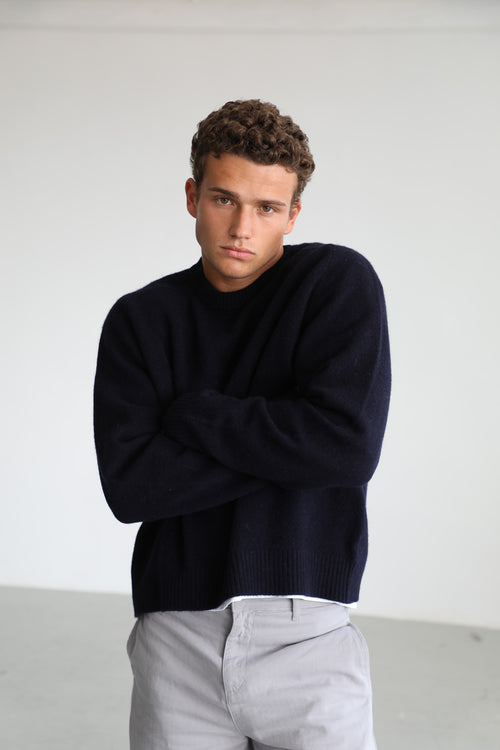 Round Knit Sweater Dark Navy