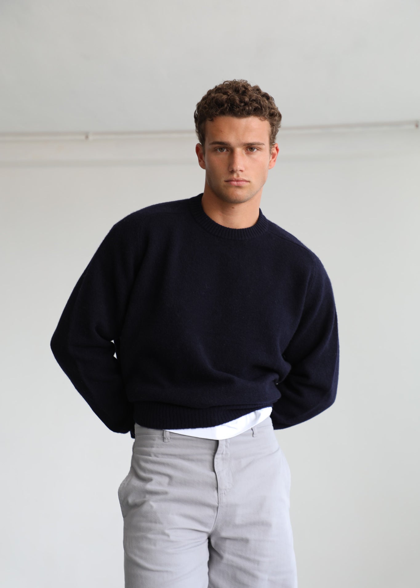 Round Knit Sweater Dark Navy