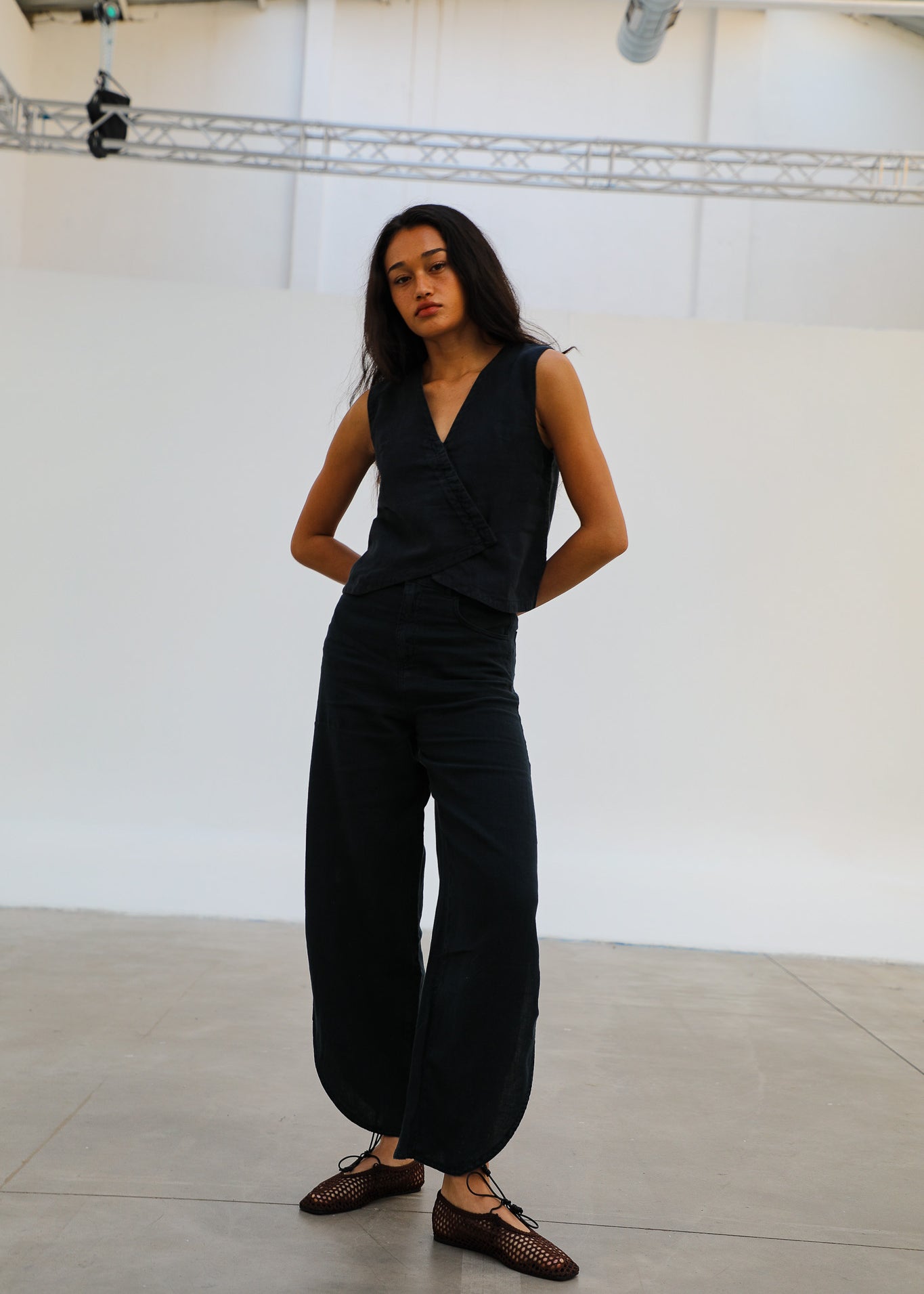 Linen Vest Navy