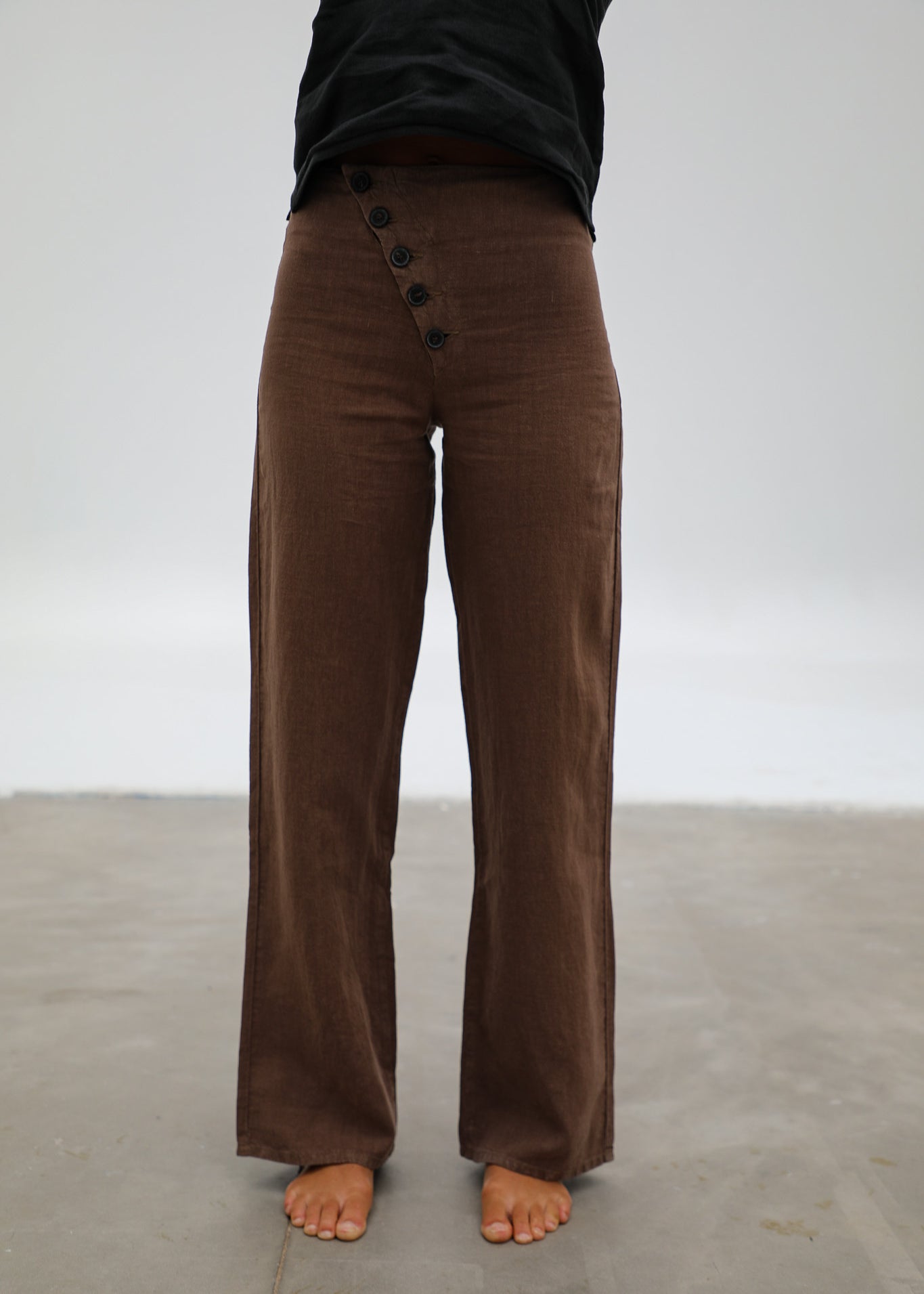 Linen Crossed Buttons Pants Brown
