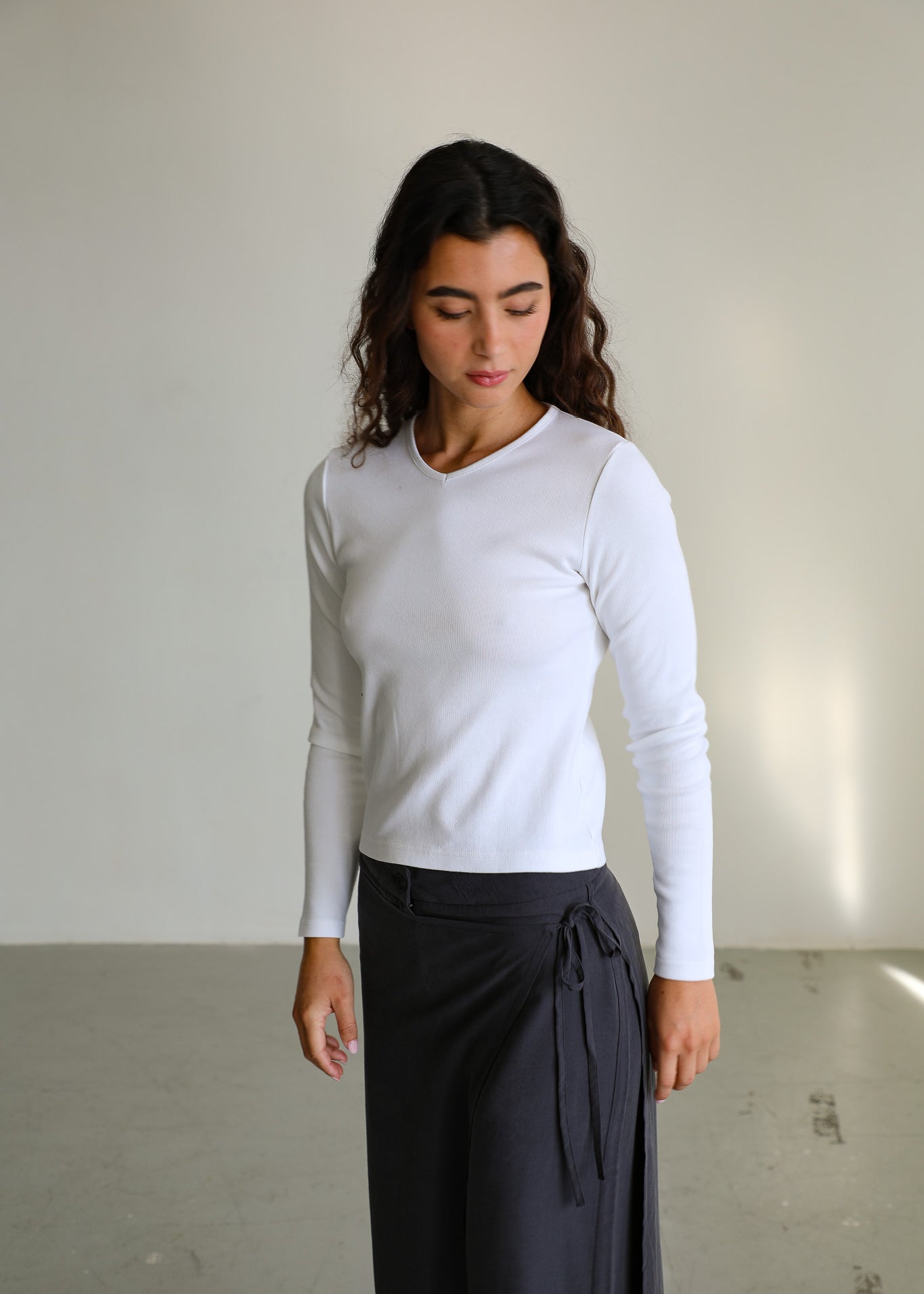 Long V-Neck T-Shirt White