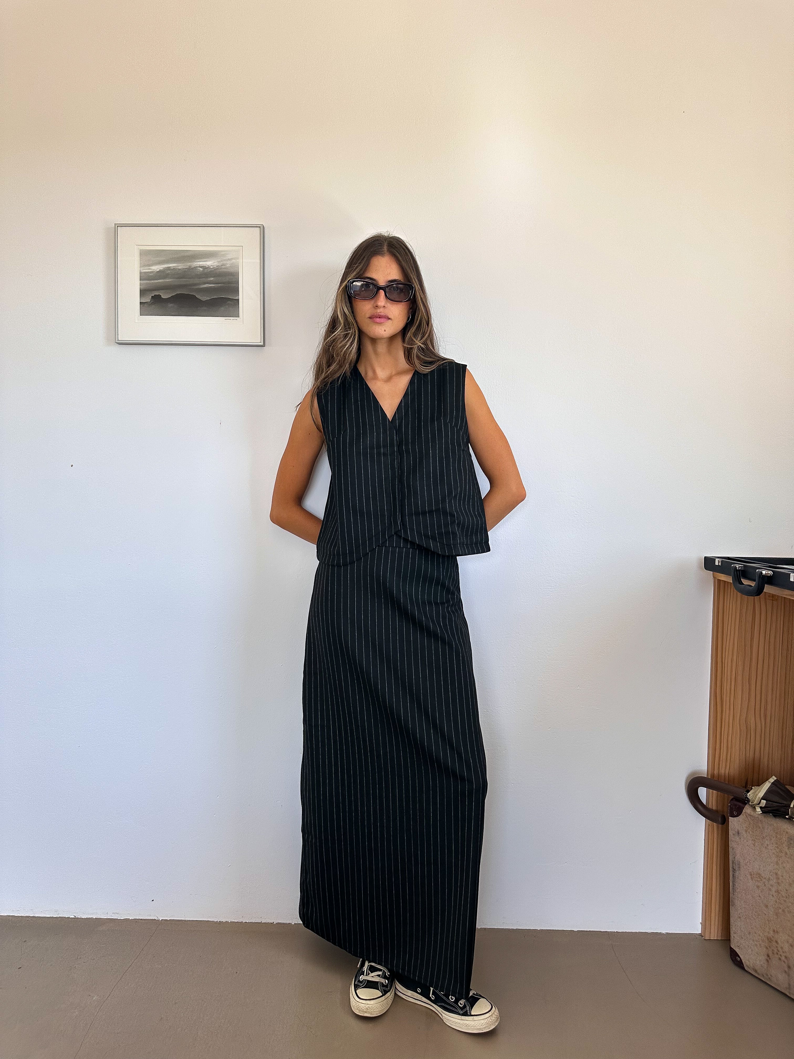 Diplomatic Stripes Skirt Black & Grey