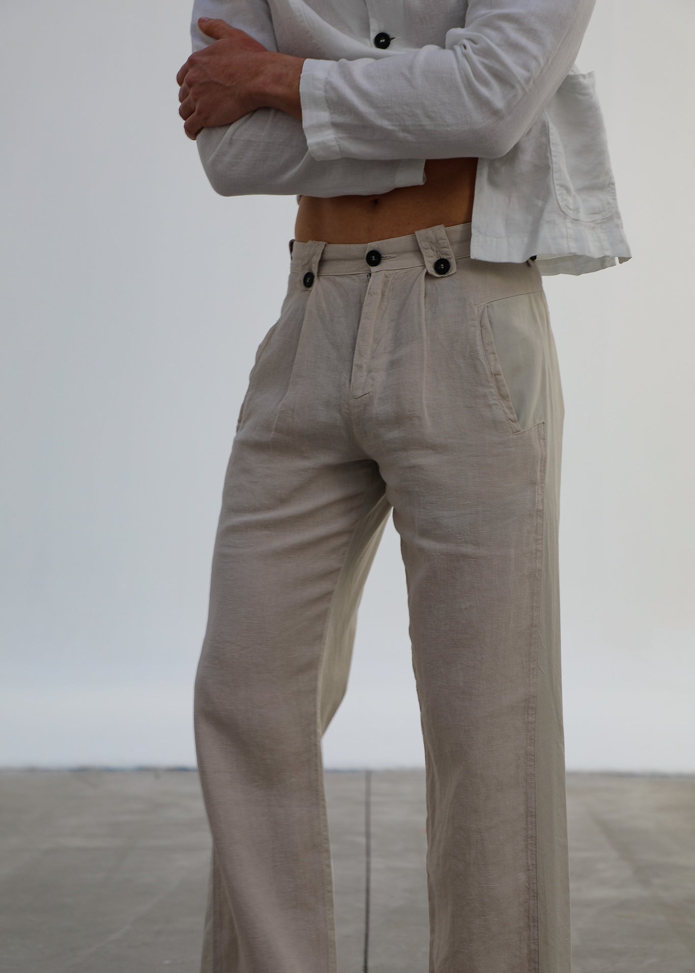 Linen Modern Pleated Pants Beige